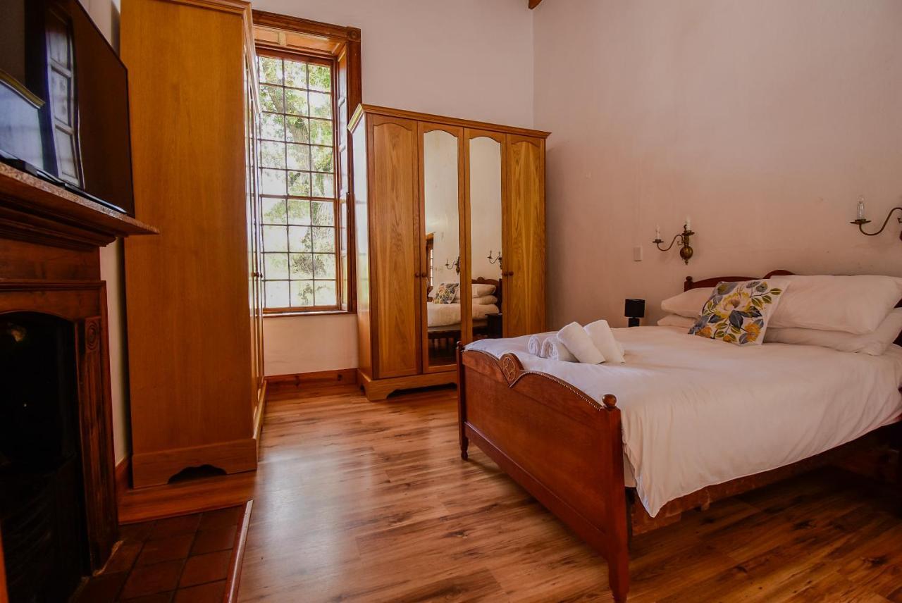 Heins Manor House Villa สเตลเลนบอช ภายนอก รูปภาพ